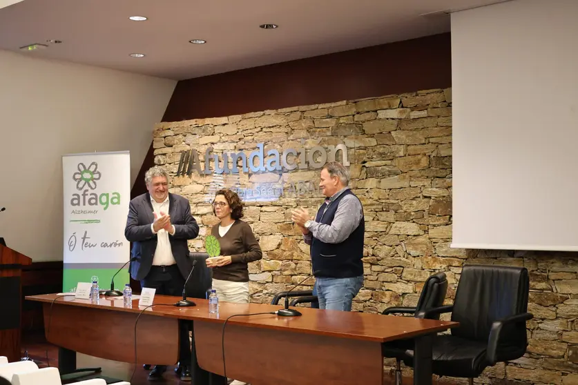 La neuróloga María José Moreno, galardonada con el I Premio Afaga Alzheimer por su trayectoria en investigación e innovación.