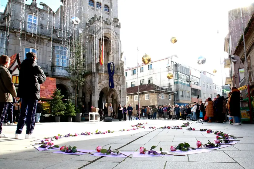 Acto de inauguración da Praza 25N, un novo espazo dedicado á memoria das vítimas da violencia machista.