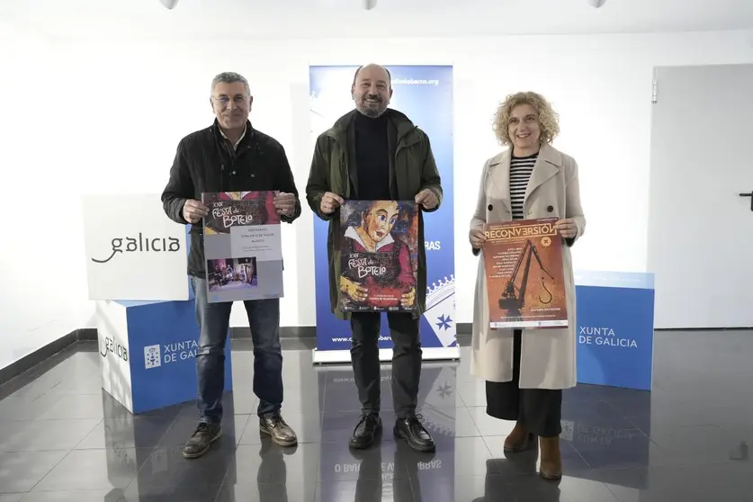 El director de Turismo de Galicia, Xos&eacute; Merelles (centro), junto a representantes locales, durante la presentaci&oacute;n de la programaci&oacute;n complementaria de la Fiesta del Botelo en O Barco de Valdeorras.