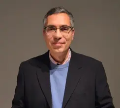 Miguel &Aacute;ngel S&aacute;nchez del R&iacute;o, galardonado con el IX Premio Domingo Font&aacute;n de investigaci&oacute;n hist&oacute;rica por su estudio sobre la Cocina Econ&oacute;mica de Santiago.