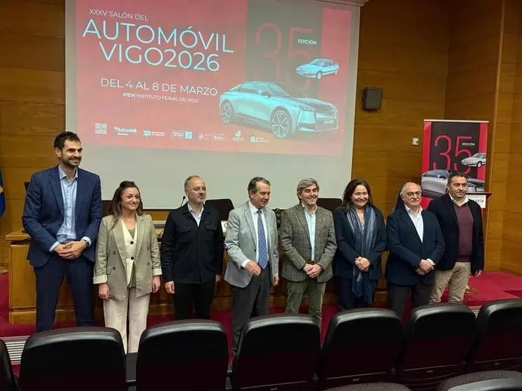 Presentaci&oacute;n oficial da XXXV edici&oacute;n do Sal&oacute;n do Autom&oacute;bil de Vigo no sal&oacute;n de actos da C&aacute;mara de Comercio, cita que reunir&aacute; 55 marcas no IFEVI do 4 ao 8 de marzo.