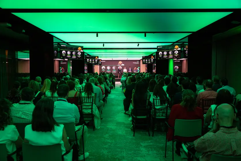 Asistentes a una de las jornadas del Factura Show, el ciclo formativo que ha recorrido siete ciudades espa&ntilde;olas para informar a pymes, aut&oacute;nomos y despachos profesionales sobre la implantaci&oacute;n de la factura electr&oacute;nica y las oportunidades de la digitalizaci&oacute;n empresarial.