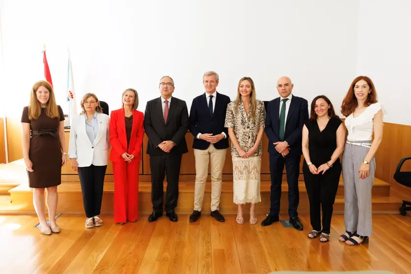 Representantes de las instituciones gallegas, del &aacute;mbito judicial y de los servicios de atenci&oacute;n a las v&iacute;ctimas participaron en la jornada del Observatorio contra la Violencia Dom&eacute;stica y de G&eacute;nero celebrada en Galicia, centrada en los retos de la violencia digital y la protecci&oacute;n de las v&iacute;ctimas.