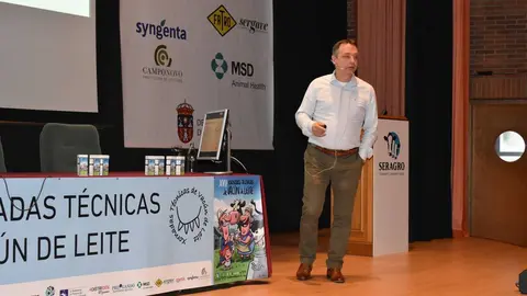 Esta edición conta cunha ampla presenza internacional encarnada polos expertos Gordon Jones, Peter Van’t Veld e Juan Moreno. Na imaxe Peter Vant Veld.