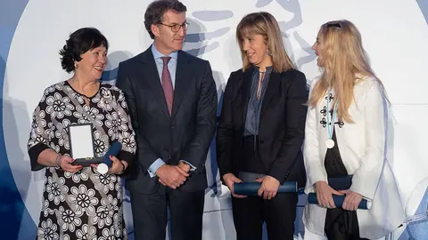 El titular del Gobierno gallego presidió esta tarde el acto de entrega de las medallas Emilia Pardo Bazán 2019.