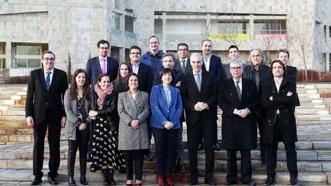 O conselleiro de Economía, Emprego e Industria, Francisco Conde, asistiu hoxe en Santiago de Compostela á sinatura dos convenios de colaboración para a posta en marcha destas iniciativas lideradas por Ceaga e Bioga.