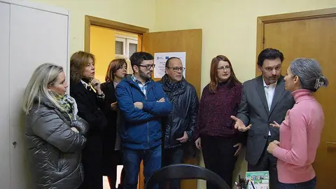 El secretario general de la Emigración y la delegada territorial Marisol Díaz visitan la nueva Oficina Integral de Asesoramiento y Seguimiento al Retorno.
