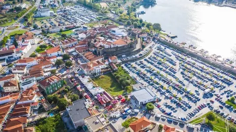 Vista aérea de Vilanova de Cerveira, ciudad lusa comunicada con el municipio de Tomiño. 
