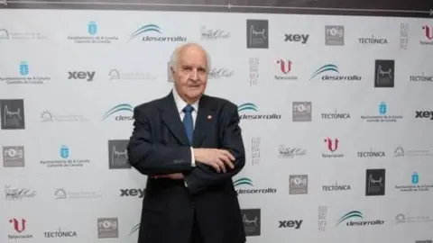 Andrés Fernández-Albalat Lois.