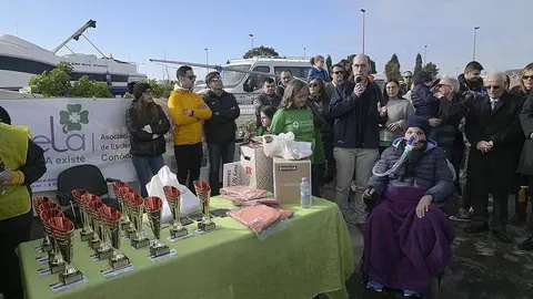 O conselleiro de Sanidade, Jesús Vázquez Almuiña, interviu no acto de celebración do Memorial Fran Lorenzo, IX Travesía Solidaria pola ELA, que organiza a Asociación Galega de Afectados de Esclerose Lateral Amiotrófica.
