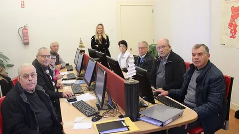 Alumnos del curso avanzado de Internet.  