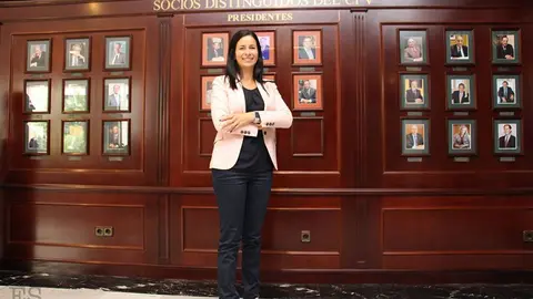 Patricia García, presidenta, en la zona noble del Círculo de Empresarios de Galicia. ARCHIVO. 