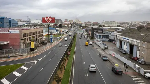 La Xunta volverá a convocar las ayudas destinadas a la mejora de las infraestructuras de los parques industriales y a la construcción, reforma y/o equipación interior de naves industriales con el fin de crear viveros empresariales.