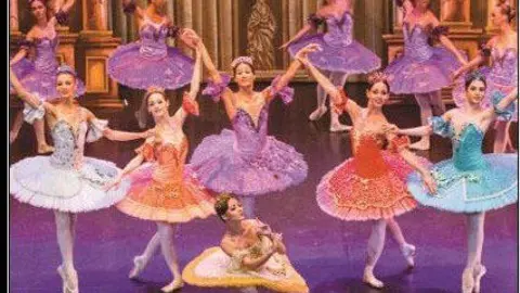  Ballet de San Petesburgo de Andrey Batalov.