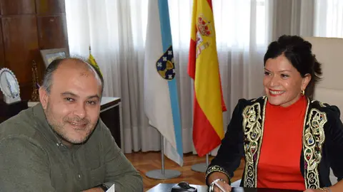 O concelleiro mosense de Urbanismo Alberto Méndez e a alcaldesa, Nidia Arévalo. 