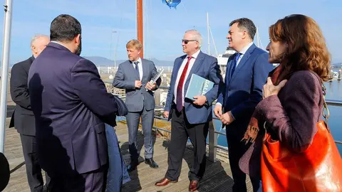 Representantes da Autoridade Portuaria de Vigo, do Porto de Cork e de Atlantic Ferry Lines participaron nesta xuntanza que suporía un importante impulso para dinamizar as relacións comerciais e turísticas entre Galicia e Irlanda.
