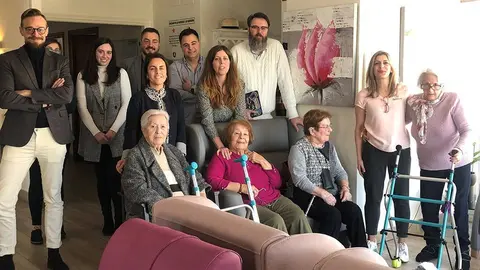 La directora de la Agencia Gallega de Innovación (Gain), Patricia Argerey, visitó en Vigo la empresa O Lecer Senior Care, que busca convertirse en un referente en técnicas asistenciales apoyándose en el programa Innova Pyme.