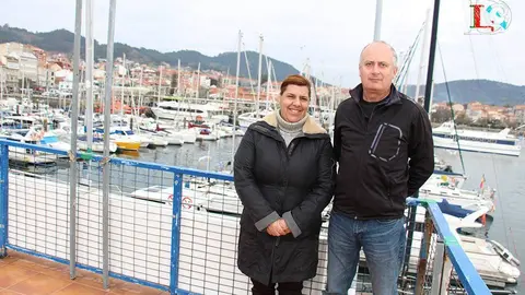 Beatriz Menduiña y Sebastián Torrecilla, del Real Club Náutico de Rodeira, en Cangas. 