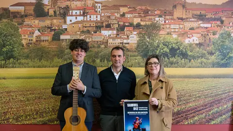 Diz coas autoridades municipais. 