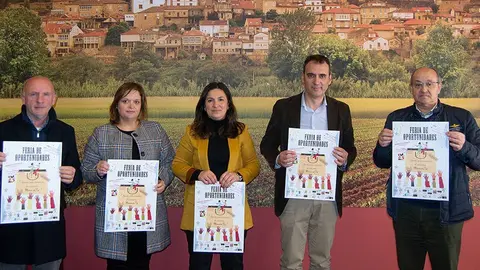 Unha véntena de comercios, actividades musicais e infantís conformarán a Feira de Oportunidades de Tui.