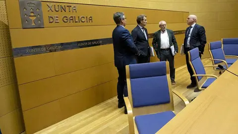 El titular del Gobierno gallego presidió esta tarde nuevamente la reunión para el seguimiento del COVID-19.