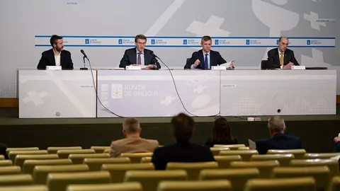 “Pedimos a todos os cidadáns, tranquilidade e responsabilidade. Os supermercados e as tendas de alimentación estarán abertos e surtidos”.