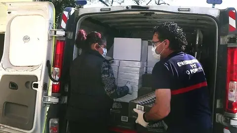 Novas achegas de alimentos de empresas da contorna para socorrer ao aumento de familias en risco de exclusión.