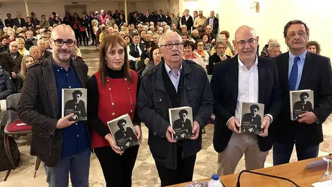 A biografía máis extensa de Castelao, obra do historiador Miguel Anxo Seixas, premiada na Gala do Libro Galego.