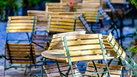 Para el período posterior a 11 de mayo, el organismo dependiente de la Consellería del Mar adoptará medidas excepcionales de manera individualizada para facilitar la colocación de mesas o la ampliación de superficie.