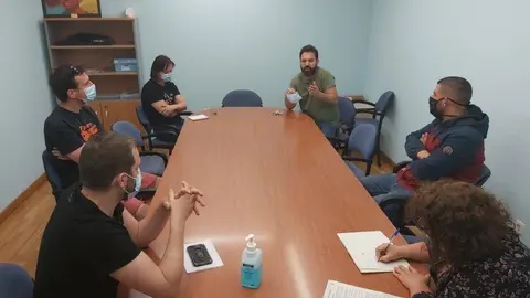 Un momento da reunión. 