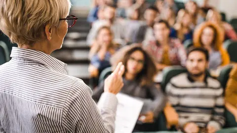 O Diario Oficial de Galicia publicou a convocatoria polas que se renovan os lectorados de lingua, literatura e cultura galegas das universidades de Bangor, Autónoma de Barcelona, Cork, Kiel, Miño e Deusto.