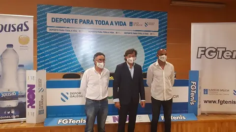 Lete Lasa destaca a Lourdes Domínguez, Martín de la Puente e Jessica Bouzas como “pasado, presente e futuro” do tenis galego e que representan os 4.000 tenistas galegos federados.