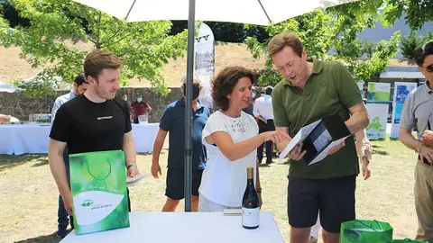 Rita Batista Marques foi recebida por Augusto Marinho, Presidente da Câmara Municipal de Ponte da Barca.