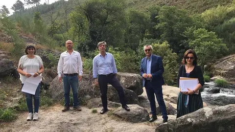 o Município pretende criar condições de atratividade nas margens do rio, promover o turismo de natureza e potenciar o projeto da ecovia do rio Vez.