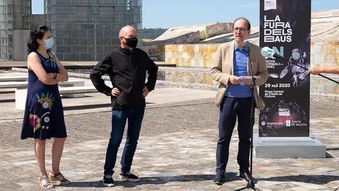 ‘NN (Nova Normalidade)’ conta coa actuación dun cento de cantantes, bailaríns e actores, entre eles máis dunha vintena de artistas galegos.