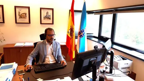 El director general de Orientación y Promoción Laboral, Pablo Casal, participó hoy en Santiago de Compostela en el webinario #AutónomosDixitais y en un encuentro virtual sobre empleabilidad digital.