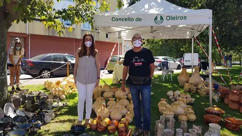 La directora general de Comercio y Consumo, Sol Vázquez, participó hoy en Oleiros en la inauguración de este encuentro que acoge ceramistas de Galicia, del resto de España y Portugal.