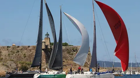 Bodegas BS, Bosch y Bionic Elk. PEDRO SEOANE. 