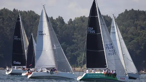 Bosch, Benito Santos y Eleko Mambo; los tres grandes favoritos del Gran Trofeo Mar de Maeloc. PEDRO SEOANE.