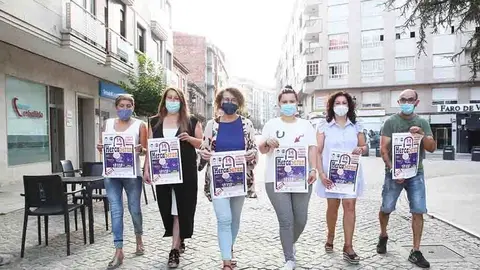 a clientela desfrutará de grandes descontos, agasallos e un horario ampliado ata as 00.30 horas.