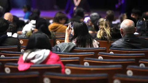 Este nuevo apoyo se centra específicamente en las salas y en las compañías escénicas para el fomento de residencias artísticas y con una especial atención a la danza.