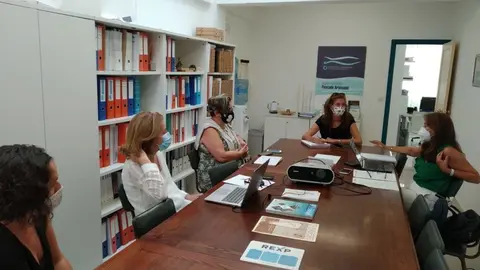 •	Os GALP Ría de Pontevedra, Ría de Arousa e Ría de Vigo-A Guarda organizan este congreso, que se poderá seguir en streaming, ao amparo do proxecto de cooperación Mar das Illas 3.