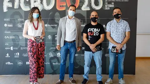 a cartelera exhibe un centenar de filmes y se completa con encuentros profesionales y proyecciones de títulos realizados en centros escolares y otras actividades