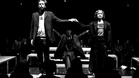 Un elenco integrado por María Roja, Sergio Zearreta y Sabela Eiriz asume la adaptación escénica de la obra poética de García Lorca.