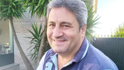 Manuel Caldeiro Seoane, voluntario de Cruz Roja y Protección civil, en Portonovo. 