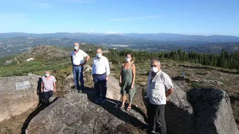 Na actualidade están en marcha tres parques forestais que atinxen a 7 comunidades de montes, cunha superficie de 600 hectáreas.