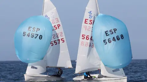 Dos de los favoritos Ameneiro-Lorenzo (ESP55575) y Barca-Peleteiro (ESP56468)ambos de Sanxenxo. PEDRO SEOANE.