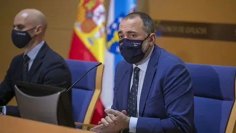 El conselleiro de Sanidade, Julio García Comesaña.