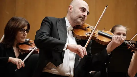 El violinista georgiano Teimuraz Janikashvili.