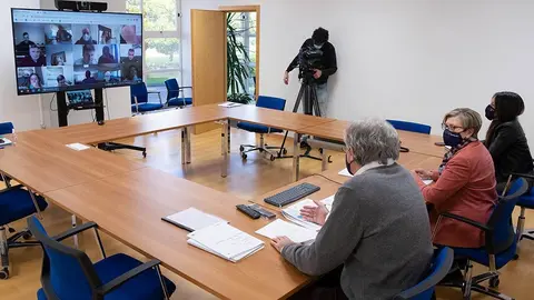 demandando que as negociacións sobre as cotas de pesca que haxa tanto co Reino Unido como no seo da Unión Europea sexan levadas ao máximo nivel.